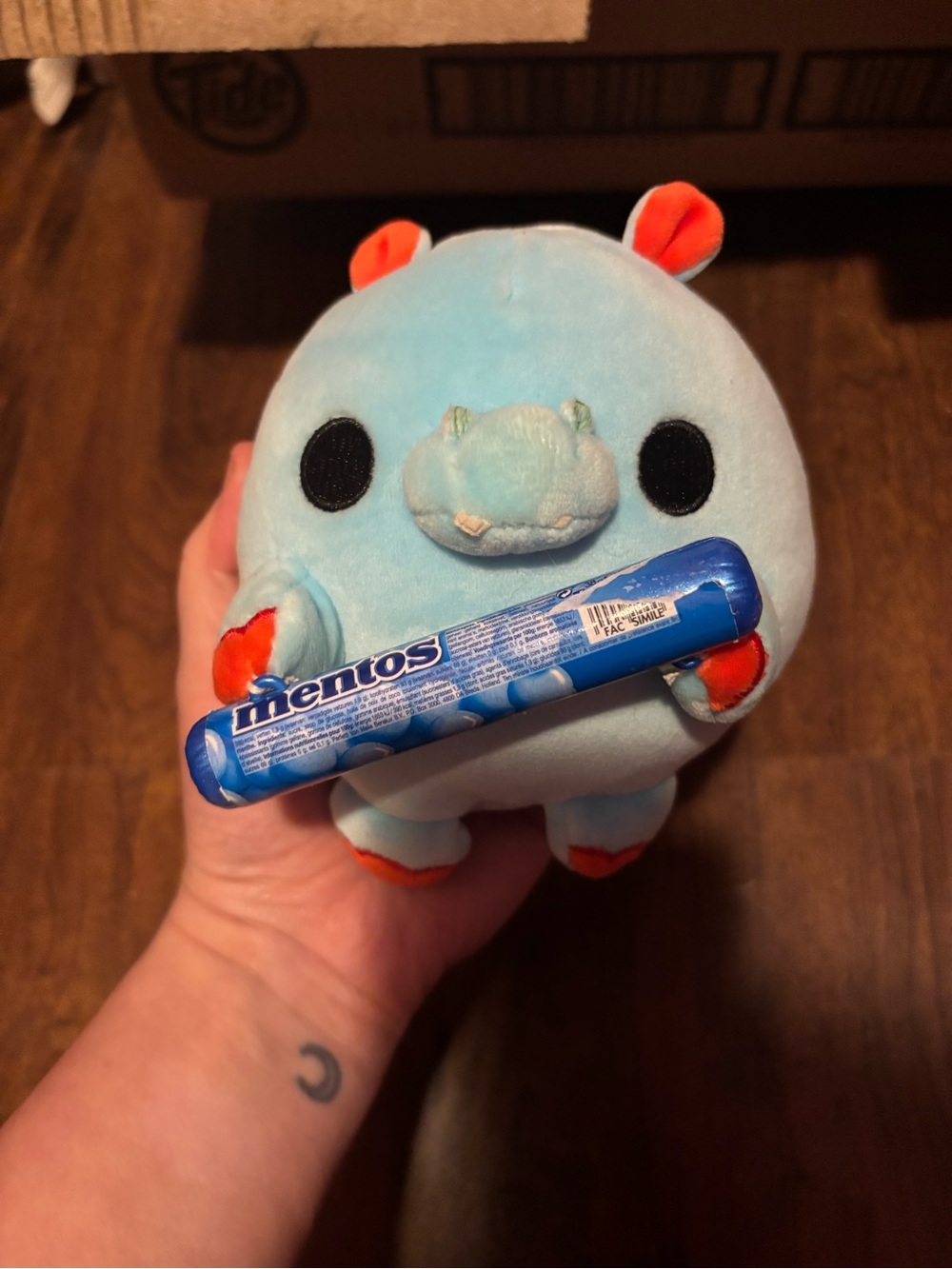 Mentos mini hippo plush